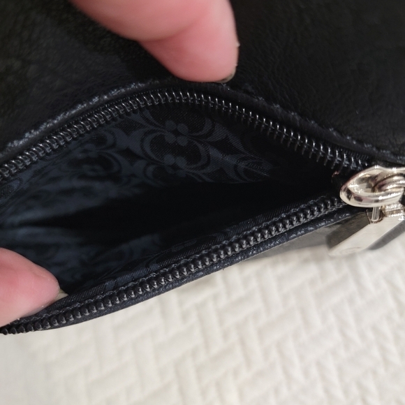 Charming Charlie Black Small Crossbody Bag - Picture 10 of 16